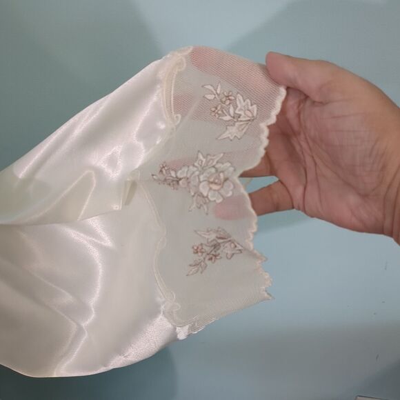 Val Mode Lingerie 1980's white bridal Robe Lace Embroidery Design  small - Picture 3 of 5
